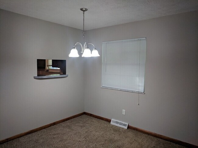 Foto del edificio - 6312 Shaker Rd