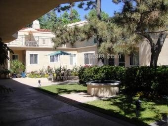 Foto del edificio - 5120 Coldwater Canyon Ave