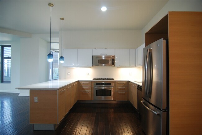 Foto del edificio - 801 S Grand Ave