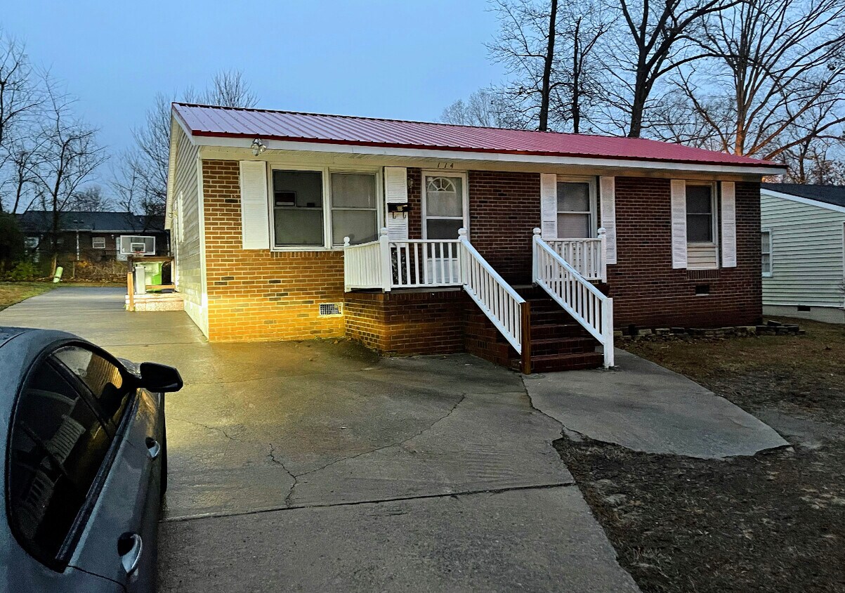 114 Southgate Dr, Roanoke Rapids, NC 27870 House Rental in Roanoke