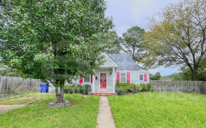 Foto principal - 3559 Brest Ave