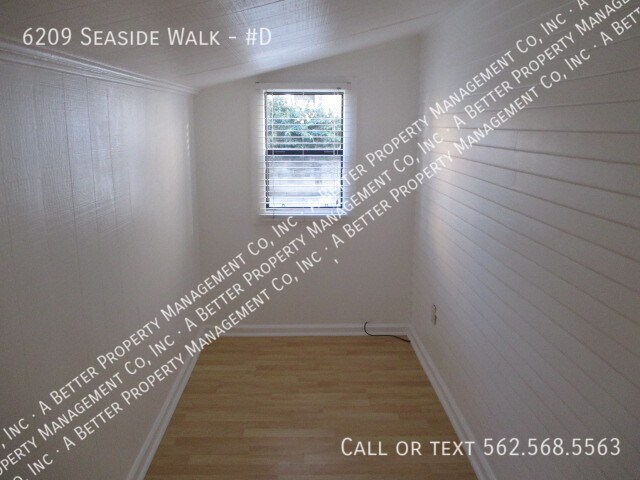 Foto del edificio - Upgraded BEACHFRONT studio w/add. space, &...
