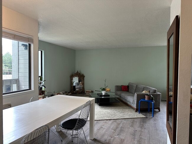 Foto del edificio - 3525 28th St