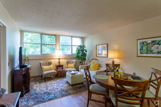 Villa Maria Retirement Apartments - Ocean Springs, MS | Apartments.com