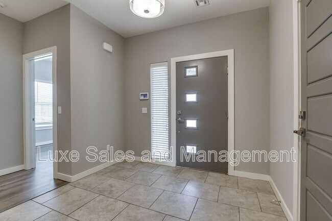 Foto del edificio - 9428 NW 91st St