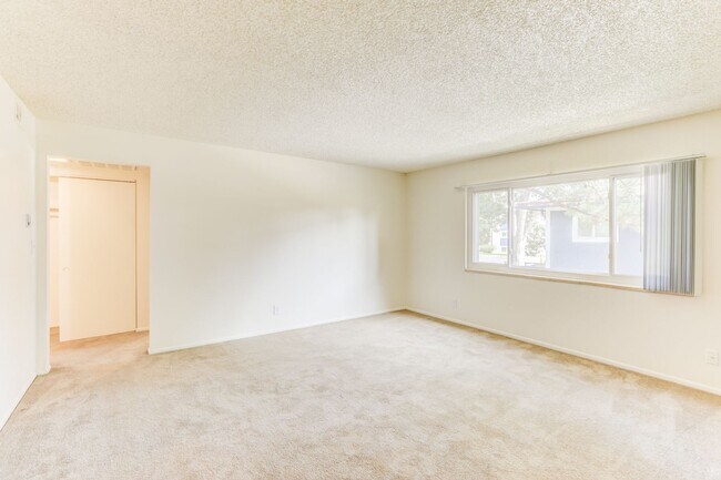 Interior Photo - Creekside At Amherst Apartments