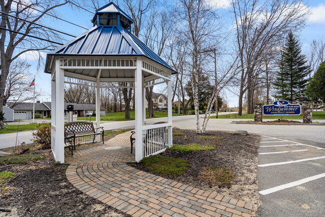 Bus Stop - Windjammer Apartments