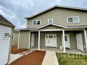Building Photo - 19157 3rd Ave NE