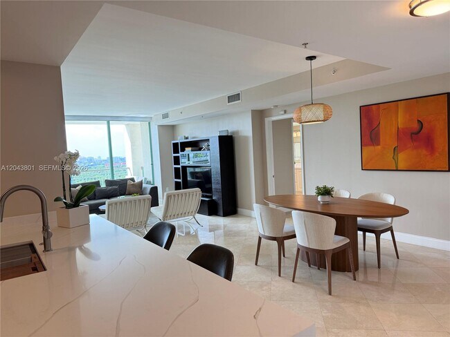 Foto del edificio - 3400 SW 27th Ave