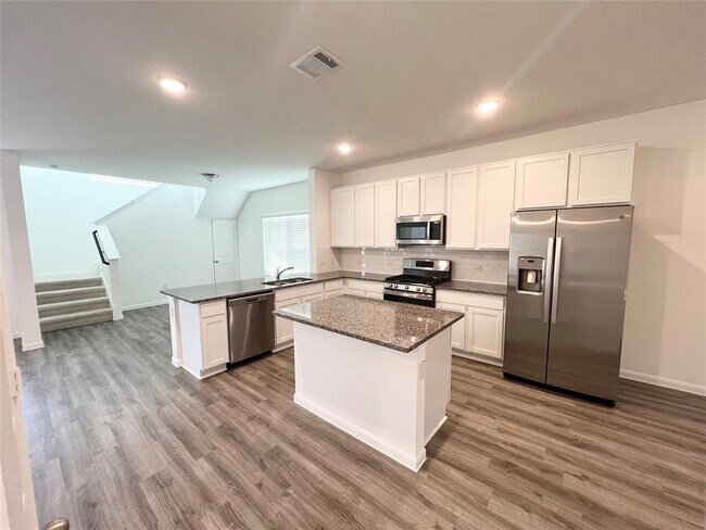 Building Photo - 219 Tokalaun Dr