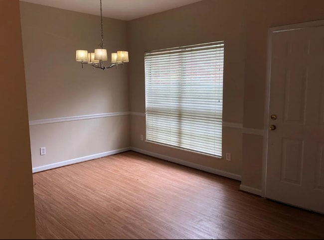 Building Photo - 4424 Greenfern Way