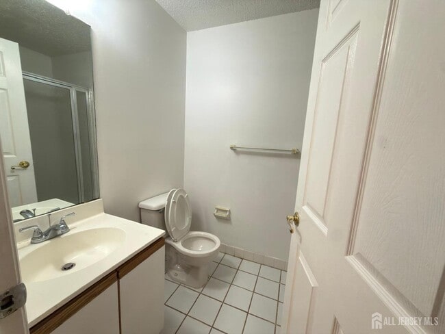 Building Photo - 5 Edinburgh Ct