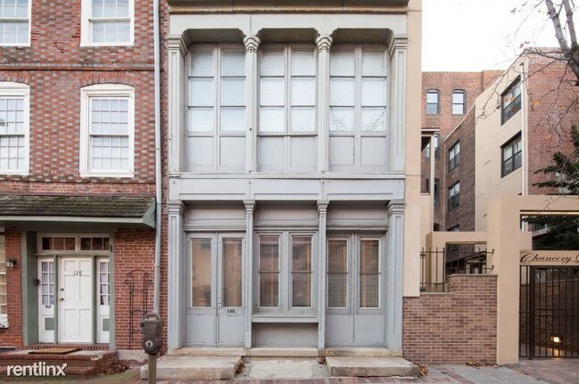 Foto del edificio - 130 Arch St