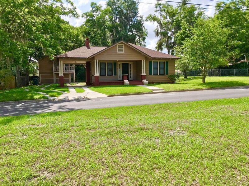 309 NE Sanchez Ave, Ocala, FL 34470 House Rental in Ocala, FL