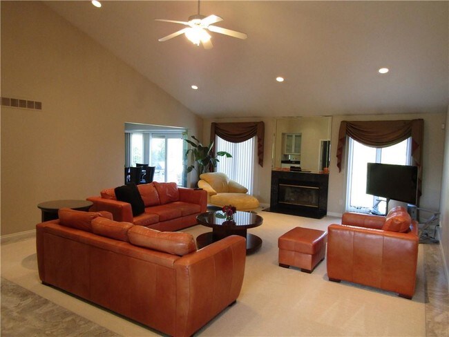 Foto del edificio - 5789 17 Mile Rd