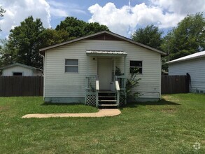 Building Photo - 103 Morris Ave