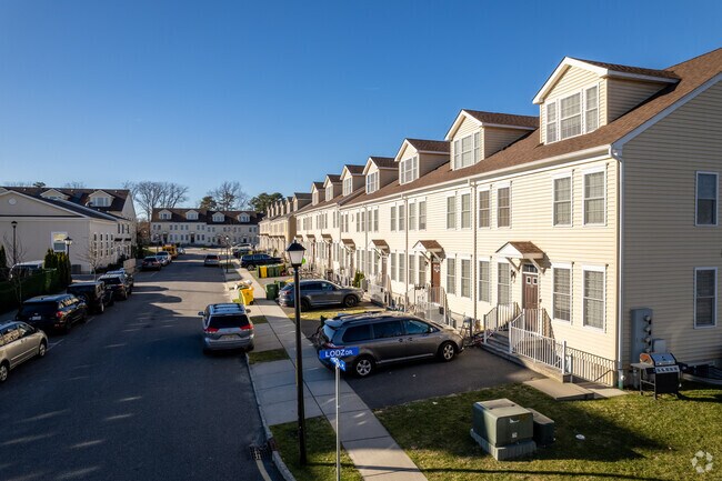 Foto del edificio - Locust Grove