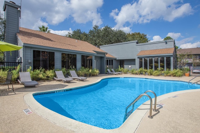 Building Photo - The Quinn at Westchase