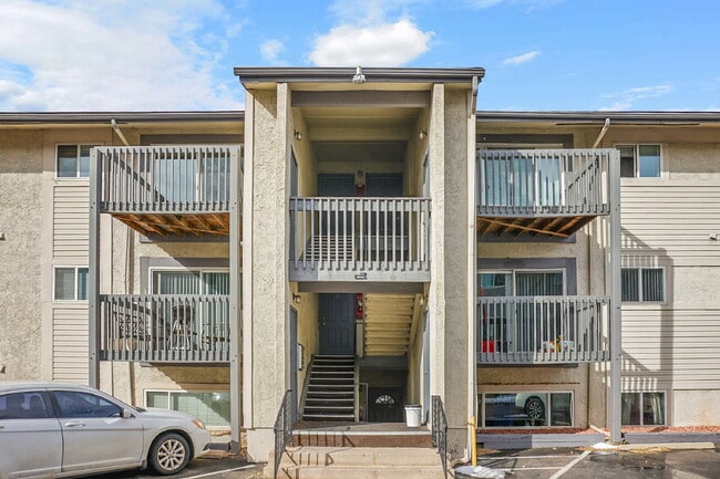 $1,320.95- 2 Bed, 1 Bath Apartment in Co Springs with Pool and Clubhouse Access! - $1,320.95- 2 Bed, 1 Bath Apartment in Co Springs with Pool and Clubhouse Access!