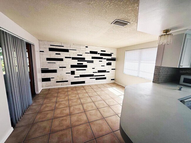 Building Photo - 1164 Chelsea Ln