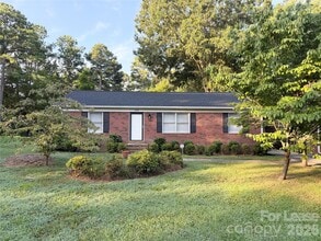 Building Photo - 509 Barringer St