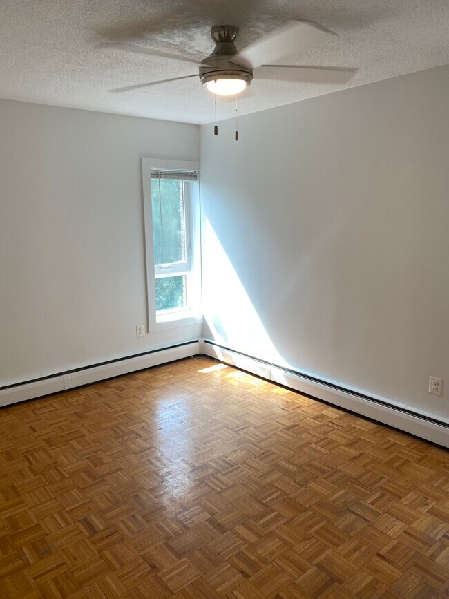 Foto del edificio - 518 Putnam Ave