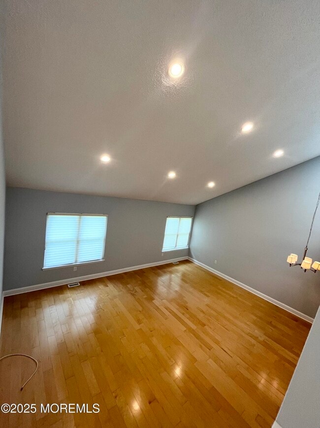 Foto del edificio - 356 Sunshine Ct