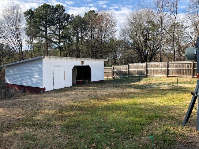 Building Photo - 4016 Angier Ave
