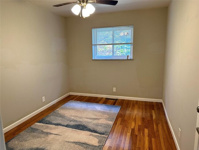 Foto del edificio - 7010 Amherst Ave