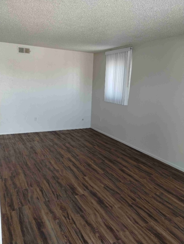 Building Photo - 1643 Moore Ave