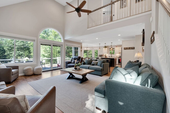 Foto del edificio - 29 Mitten Ln