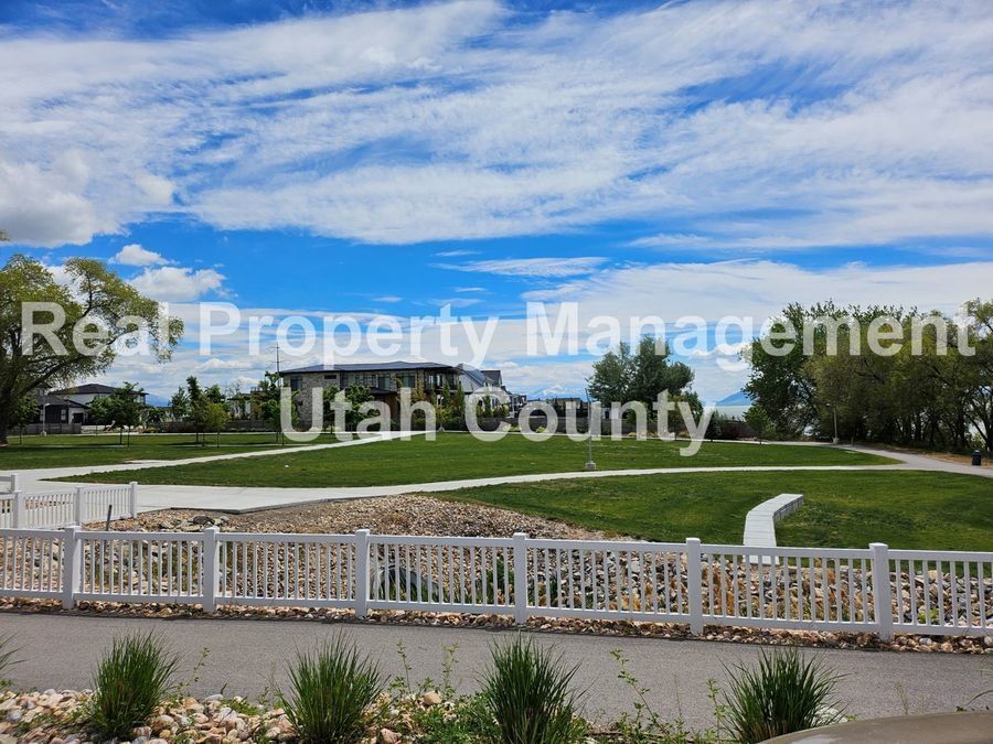Primary Photo - $500 off First full month rent