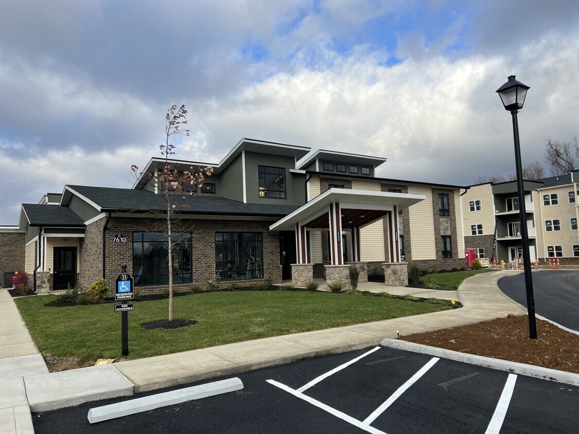 Belmond Flats Apartments in Louisville, KY