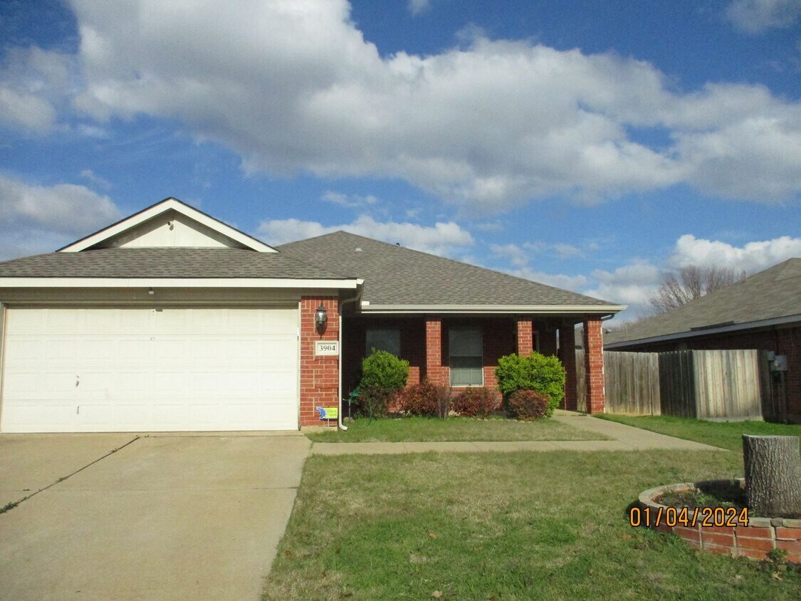 3904 Tarpon Springs Dr, Fort Worth, TX 76123 House Rental in Fort