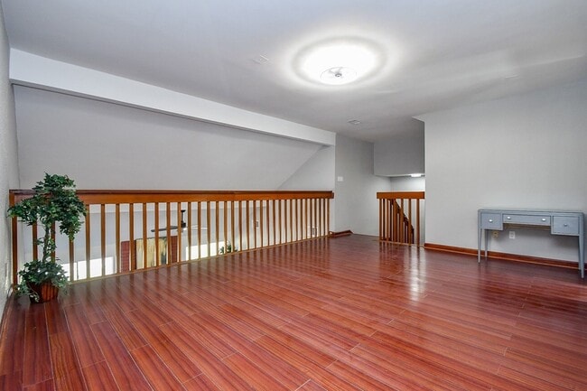 Building Photo - 11414 Chariot Dr