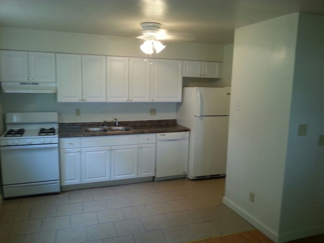 Foto principal - 1211 Wall St