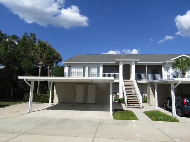 Foto del edificio - 868 Saranac Lake Dr