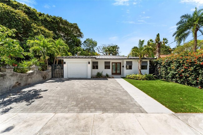 Foto del edificio - 5736 SW 35th St
