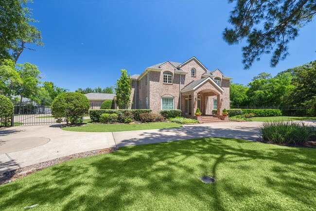 Foto del edificio - 422 Piney Point Rd
