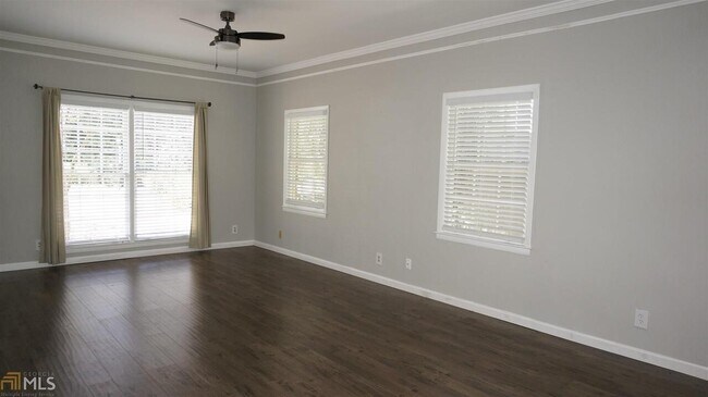Building Photo - 3761 Ashford Dunwoody Rd NE