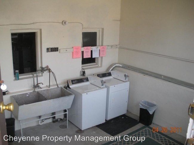Foto del edificio - 308-308 E 27th St