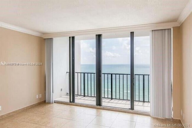 Foto del edificio - 2401 S Ocean Dr