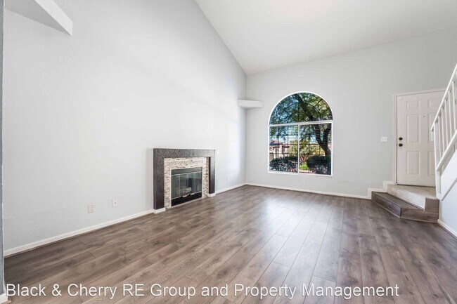 Foto del edificio - 2 br, 3 bath House - 2611 Peat Moss Ave