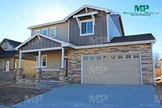 Building Photo - 2245 Adobe Dr