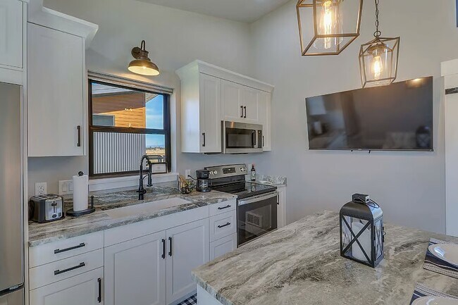 Foto del edificio - 1030 Farmhouse Ln