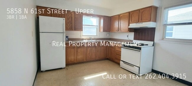 Building Photo - 5858 N 61st St