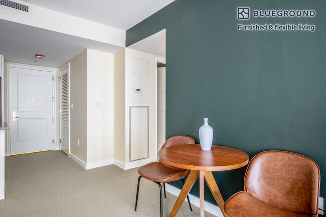 Foto del edificio - 425 8th St NW