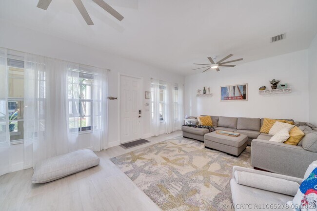 Foto del edificio - 8335 NW 7th Terrace