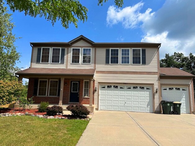 Primary Photo - 347 Pondview Dr