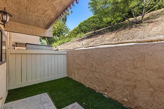 Building Photo - 10267 Black Mountain Rd